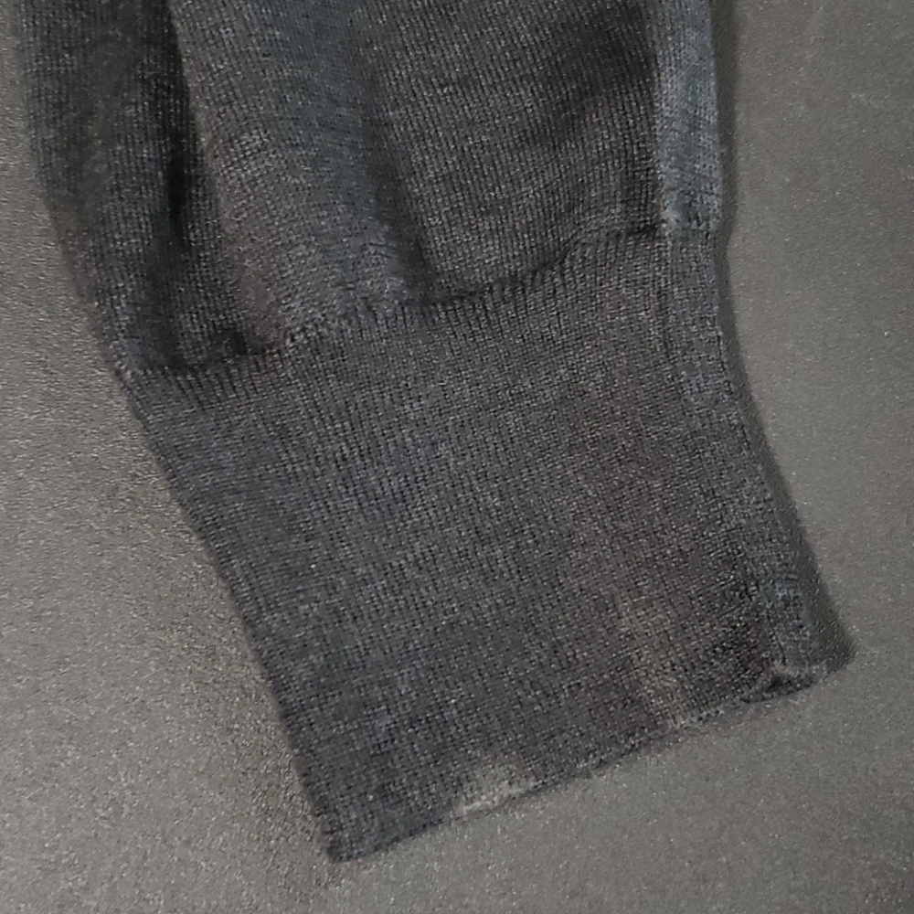 BRIONI CASHMERE, SILK, WOOL MIX VNECK SZ 52 - Picture 8 of 12